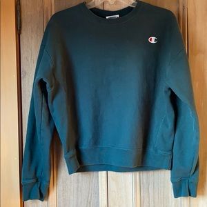 lightly worn CHAMPION dark green crew neck!